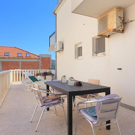 Apartments By The Sea Businci, Ciovo - 9450 Trogir Exteriér fotografie