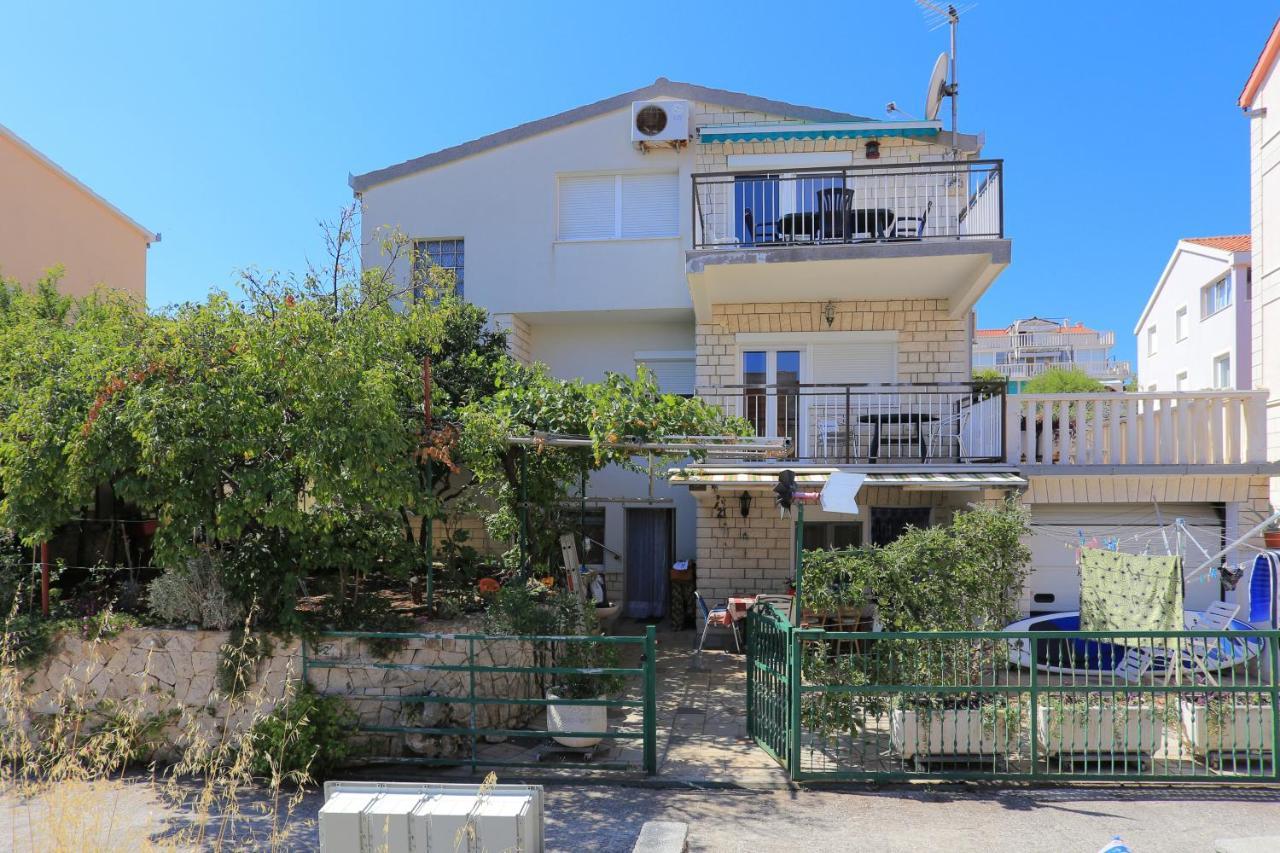 Apartments By The Sea Businci, Ciovo - 9450 Trogir Exteriér fotografie