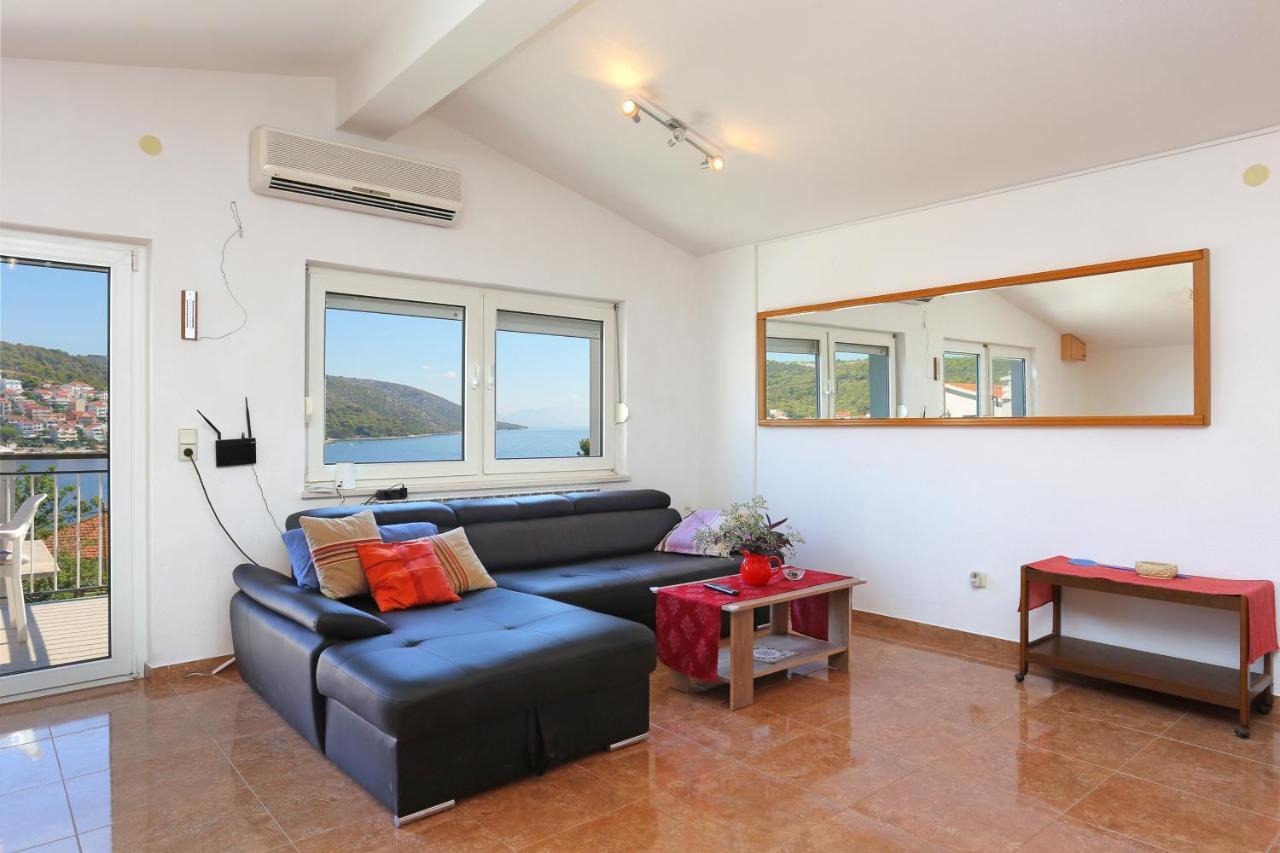 Apartments By The Sea Businci, Ciovo - 9450 Trogir Exteriér fotografie