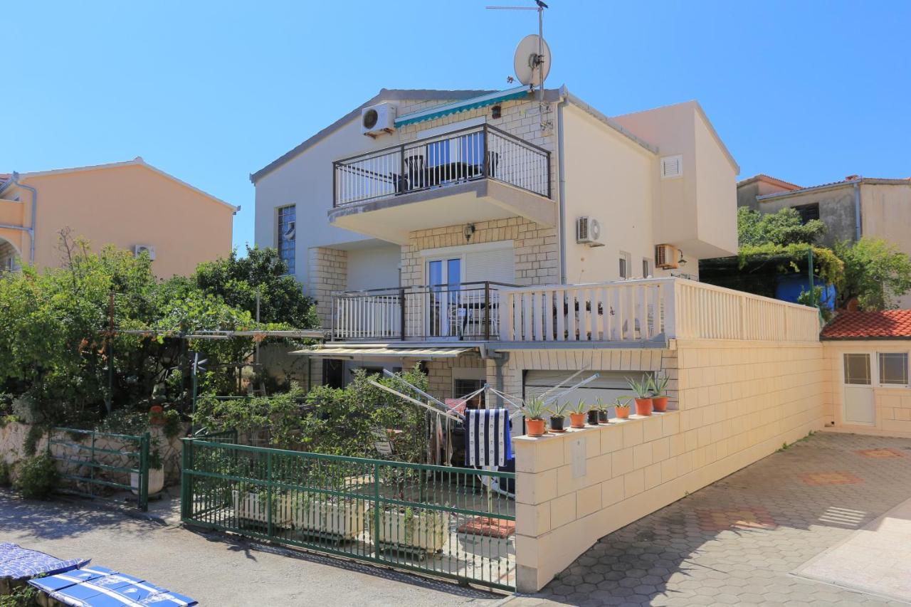 Apartments By The Sea Businci, Ciovo - 9450 Trogir Exteriér fotografie