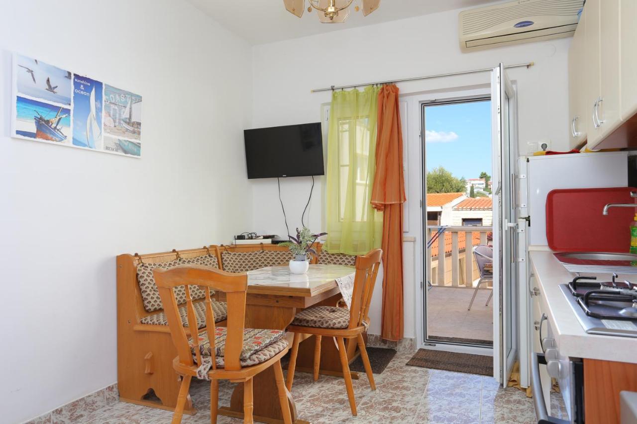 Apartments By The Sea Businci, Ciovo - 9450 Trogir Exteriér fotografie